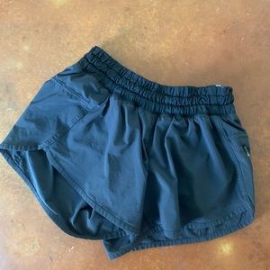 Lululemon black shorts